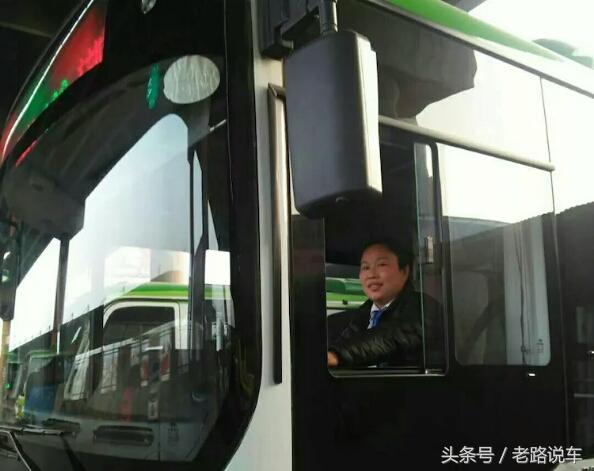 纯电动公交车怎么驾驶,电动公交车怎么开才稳