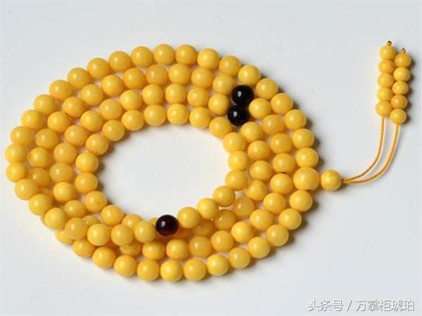 蜜蜡鸡油红好还是鸡油黄好,鉴别鸡油黄蜜蜡真假的最简单方法