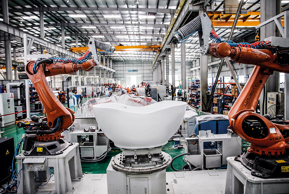 草根的命运，向死而生：中国制造佛山样本解密｜《财经》特稿