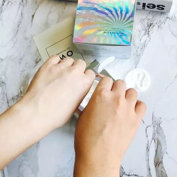 bb霜cc,bb霜cc霜素颜霜和粉底液的区别