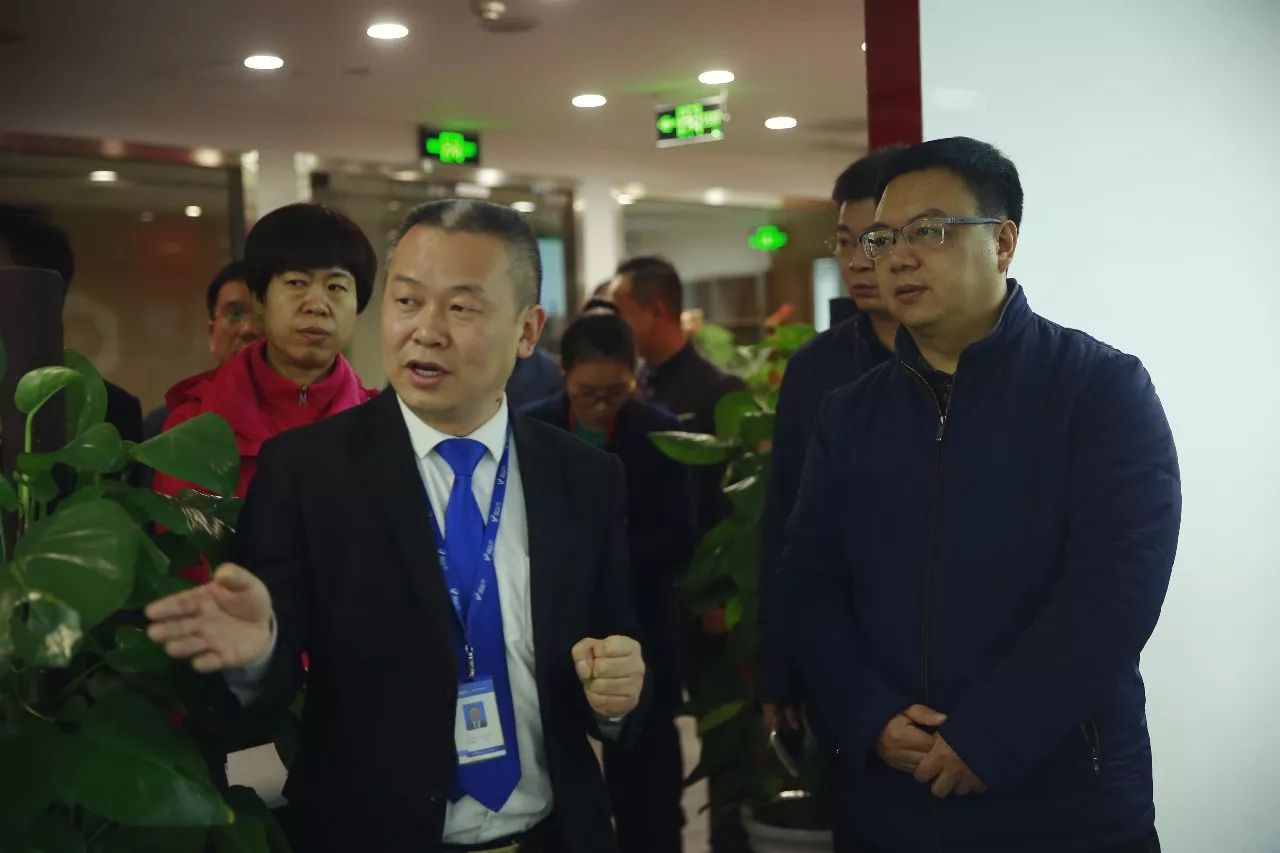 顶呱呱服务好吗,顶呱呱一站式服务平台姗姗来迟