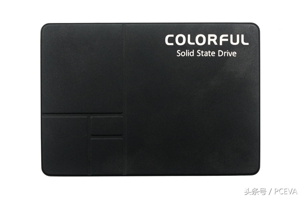 这块SSD为何获评表面固态硬盘？解密光鲜跑分背后的秘密