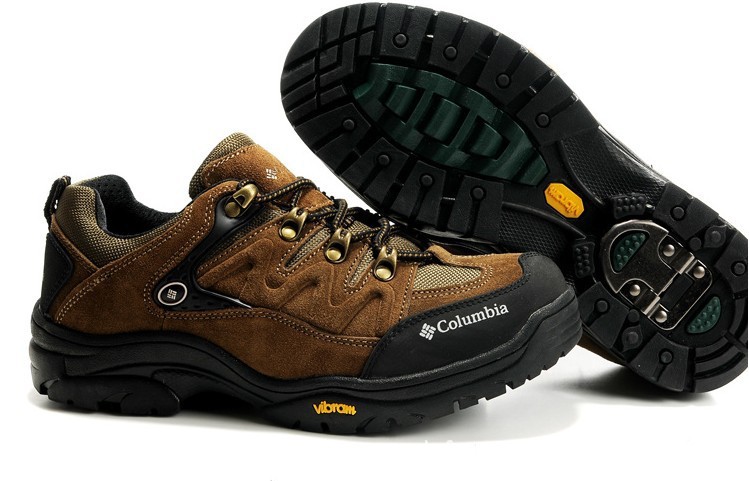 雪天走路不滑的技巧,下雪天穿什么鞋不摔倒