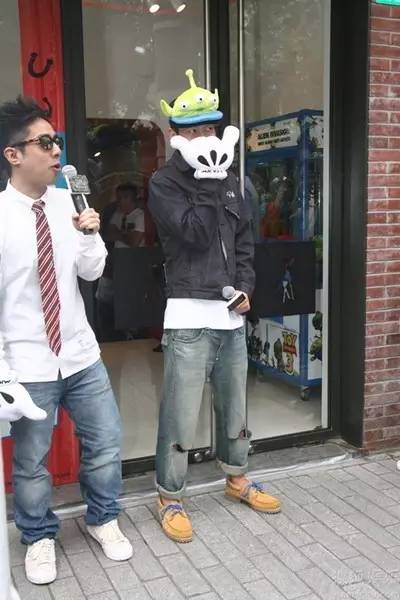 准备出门，今天就做陈冠希