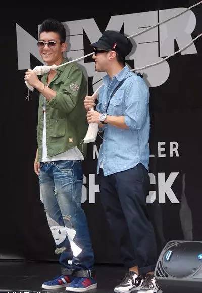 准备出门，今天就做陈冠希