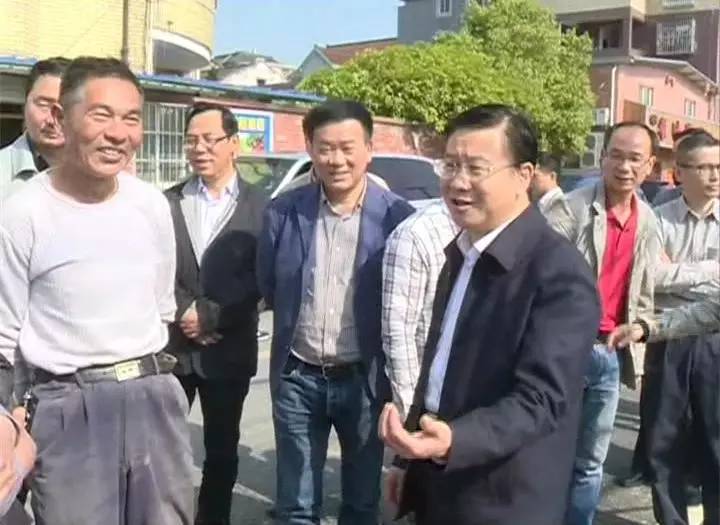 跟着党组织参观嘉兴南湖,街道各村环境持续整治行动