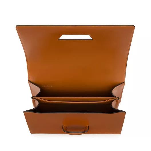 中外差价大比拼｜这些国家买包包才最便宜，最多能差出5万！