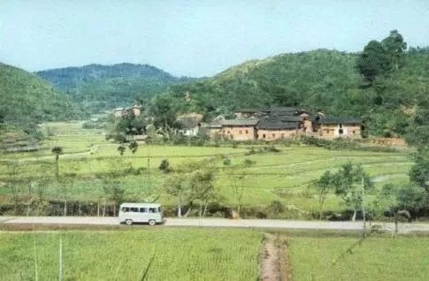 国内首次大范围、大范围、成系统编写红色文化教材！我宣传、我推荐，我为赣州代言！