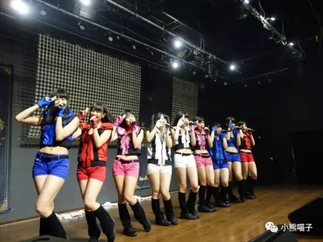 秋叶原女仆咖啡店互动,日本秋叶原女仆咖啡店