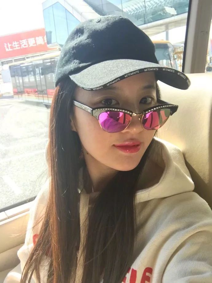 二代妖精刘亦菲颠覆形象妖气十足,35岁刘亦菲照样美成天仙