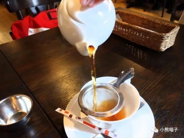 秋叶原女仆咖啡店互动,日本秋叶原女仆咖啡店