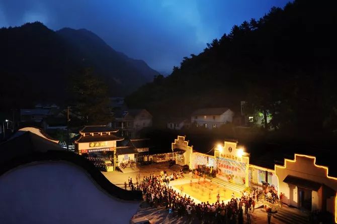 适合2月旅游的地方,西安2月适合爬山的地方推荐