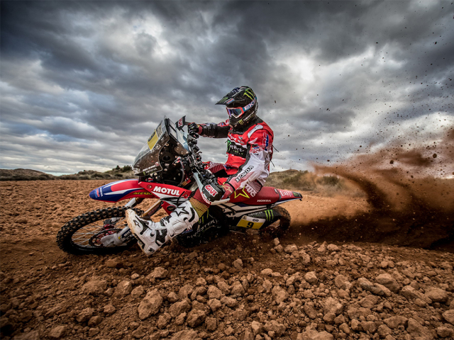 艰难的达喀尔拉力赛,达喀尔拉力赛凯旋