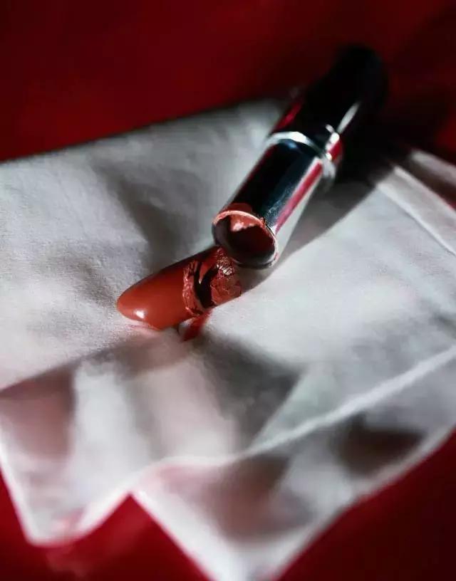 口红断了，我的心也跟着碎了……不慌，这里有神复原！