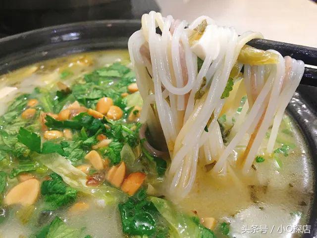 五谷渔粉的正宗做法,你最爱的是什么颜色螺蛳粉