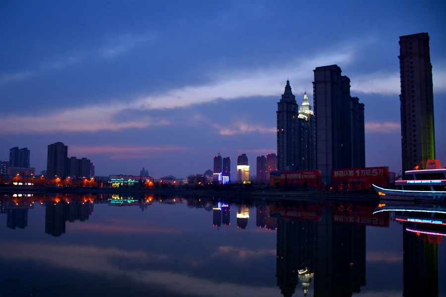 航空母舰小区在哪里,航空母舰小区二手房