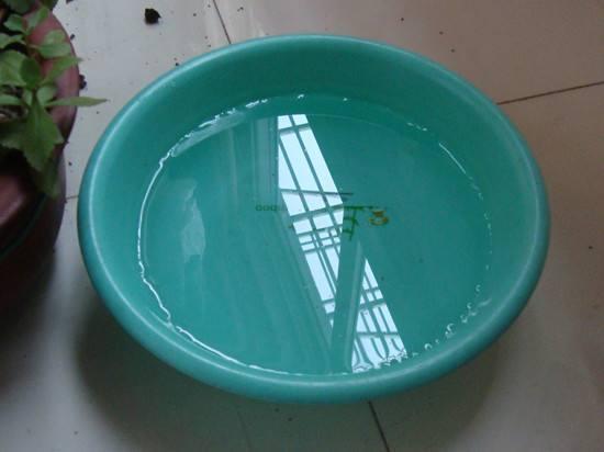 一盆盐水除甲醛可反复用吗,除甲醛切勿仅靠这两种方法