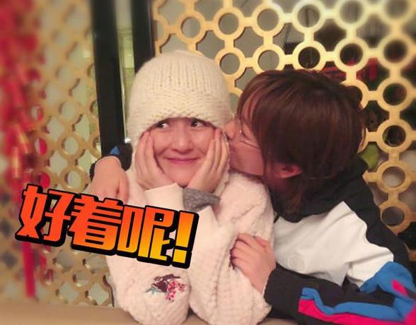 谢娜晒与李维嘉陈乔恩合照,谢娜晒与吴昕亲密合影