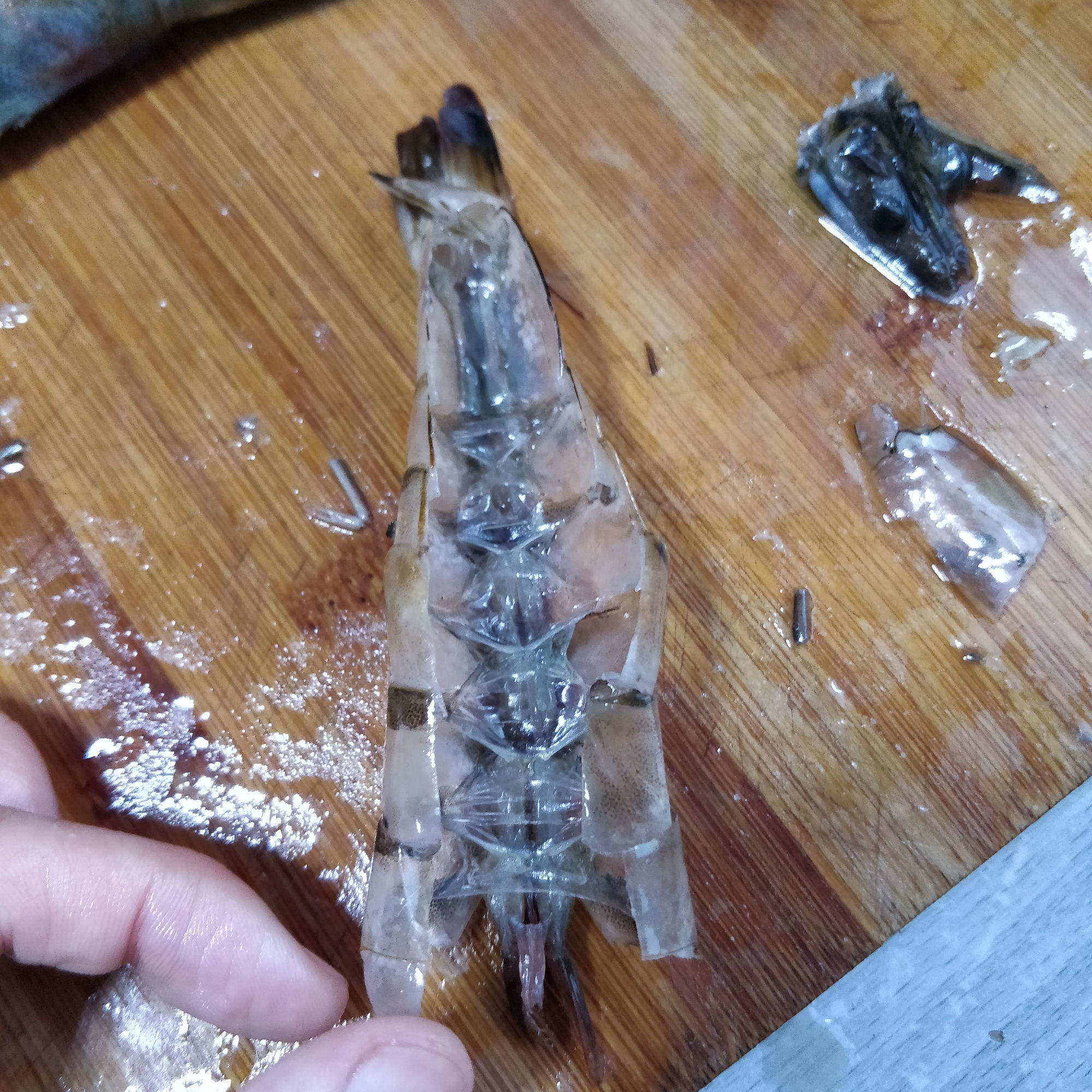 用我的窍门，扒虾壳特快，开背去沙线，一步到位不浪费