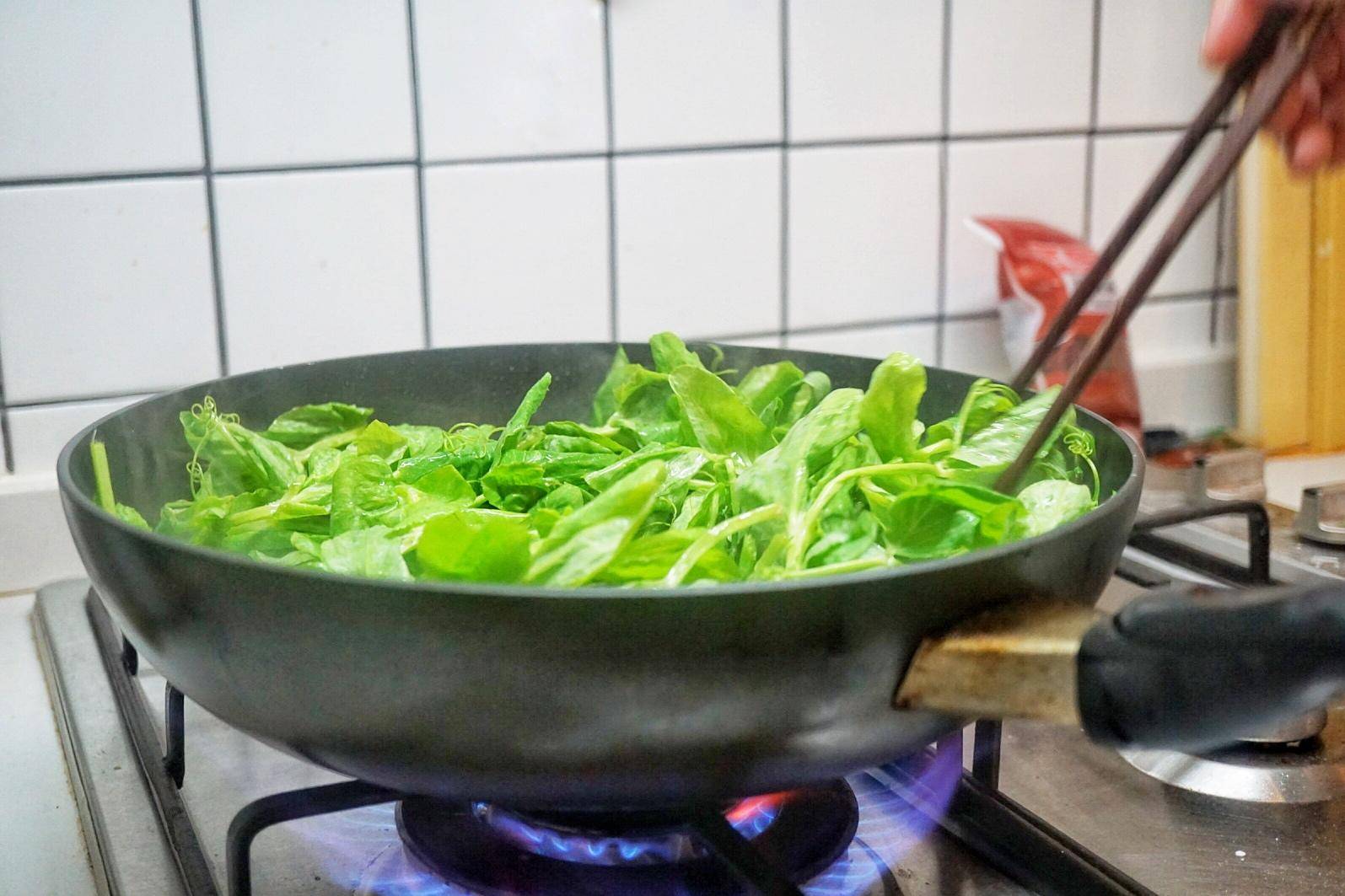 四川人最喜欢吃的几个素菜豌豆尖,重庆豌豆怎么吃好吃