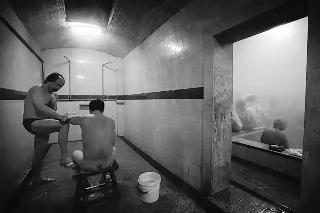 南京最老的澡堂,消散在记忆中的璀璨盛夏