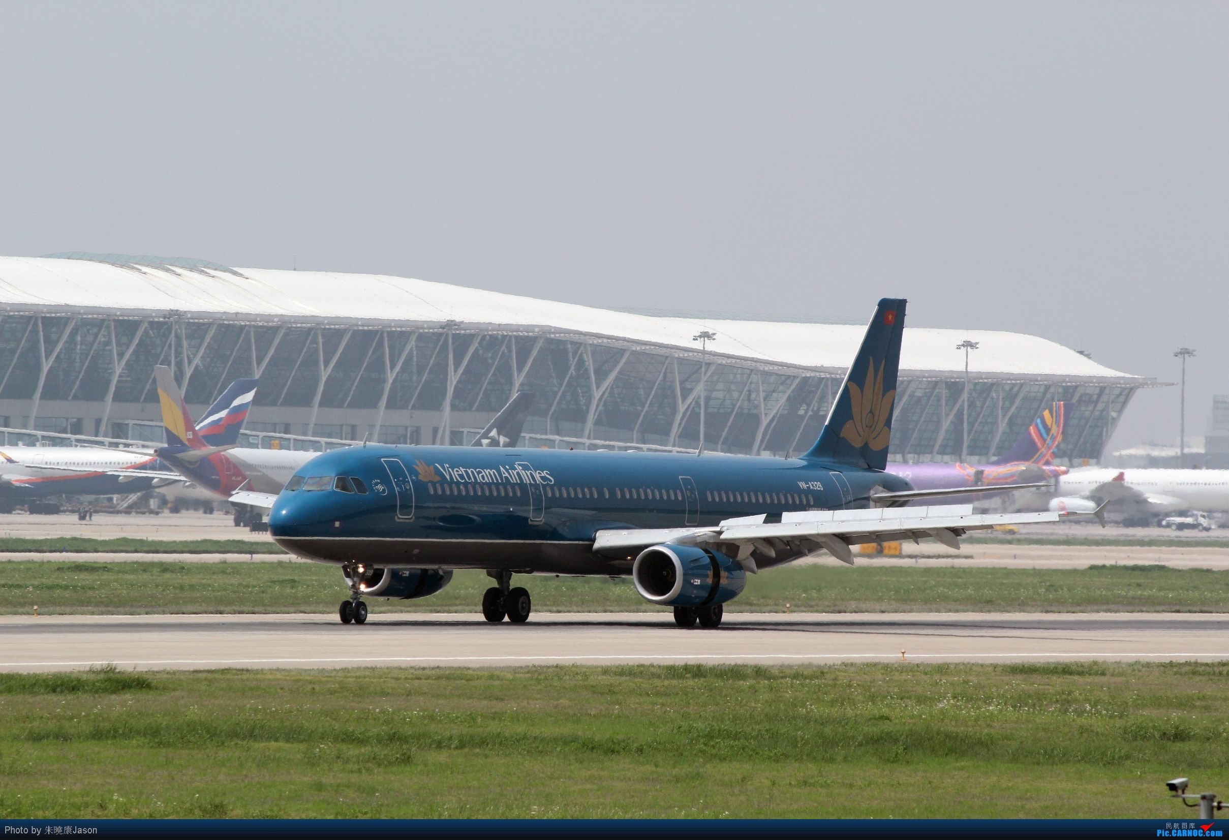 100家航空公司2字代码大全