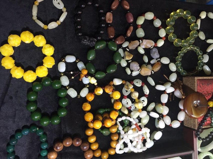 适合新手入门的文玩手串推荐,文玩手串初级新手入门书