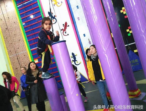 室内儿童乐园设备加盟,儿童鱼池乐园设备