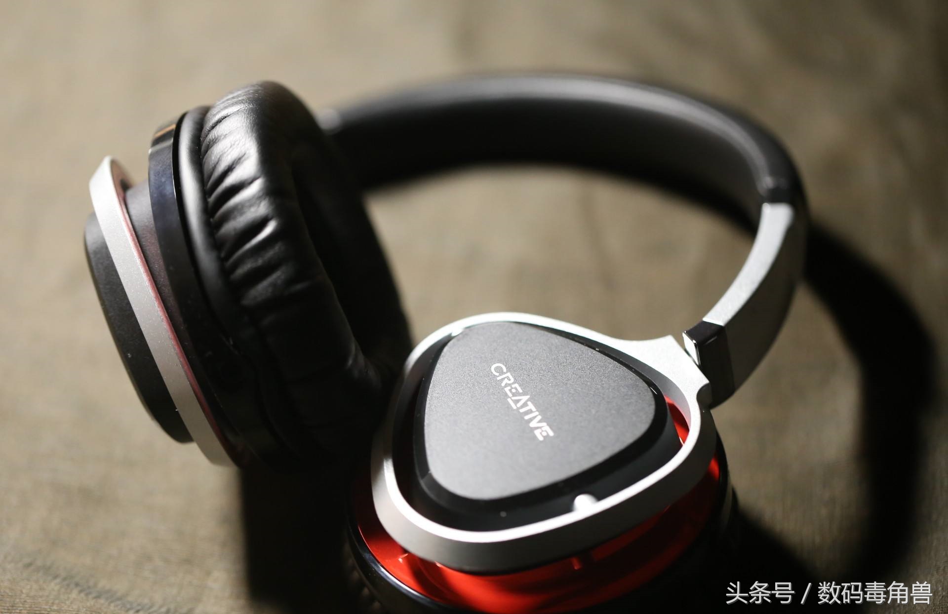 耳机的连接方式,耳机正确连接方法