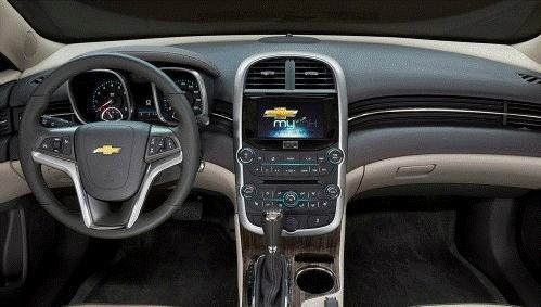 科鲁兹和迈锐宝前脸的区别,科鲁兹和迈锐宝方向盘一样大吗