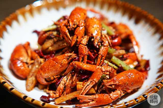 冬天都可以吃到品质好的龙虾店,冬天还能吃到小龙虾真好