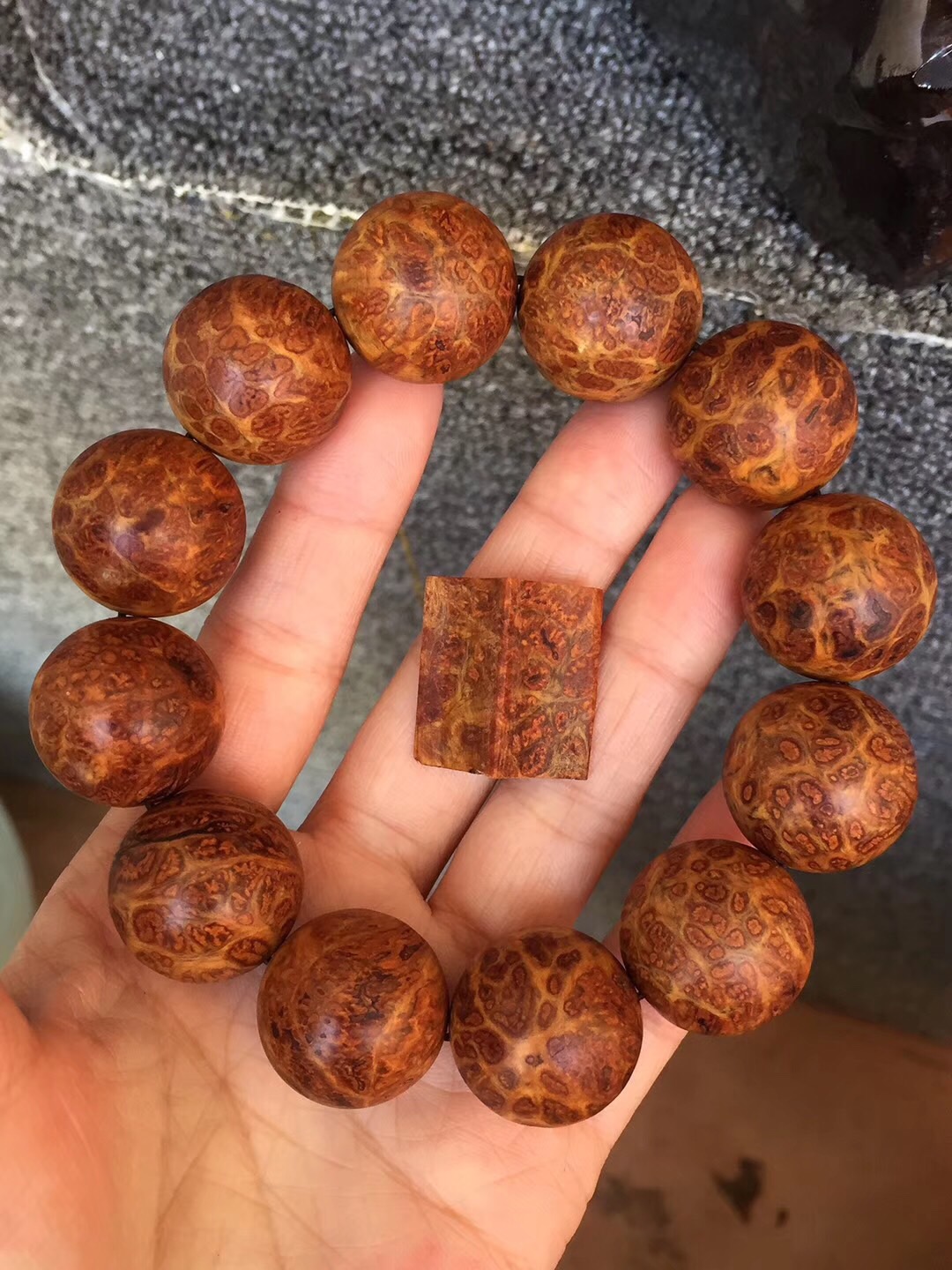 太行崖柏手串透光,太行崖柏手串哪个纹理最好