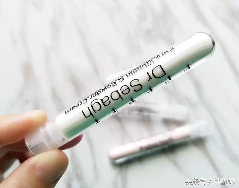 淡化痘印滋润皮肤,淡化修复痘印最好的方法