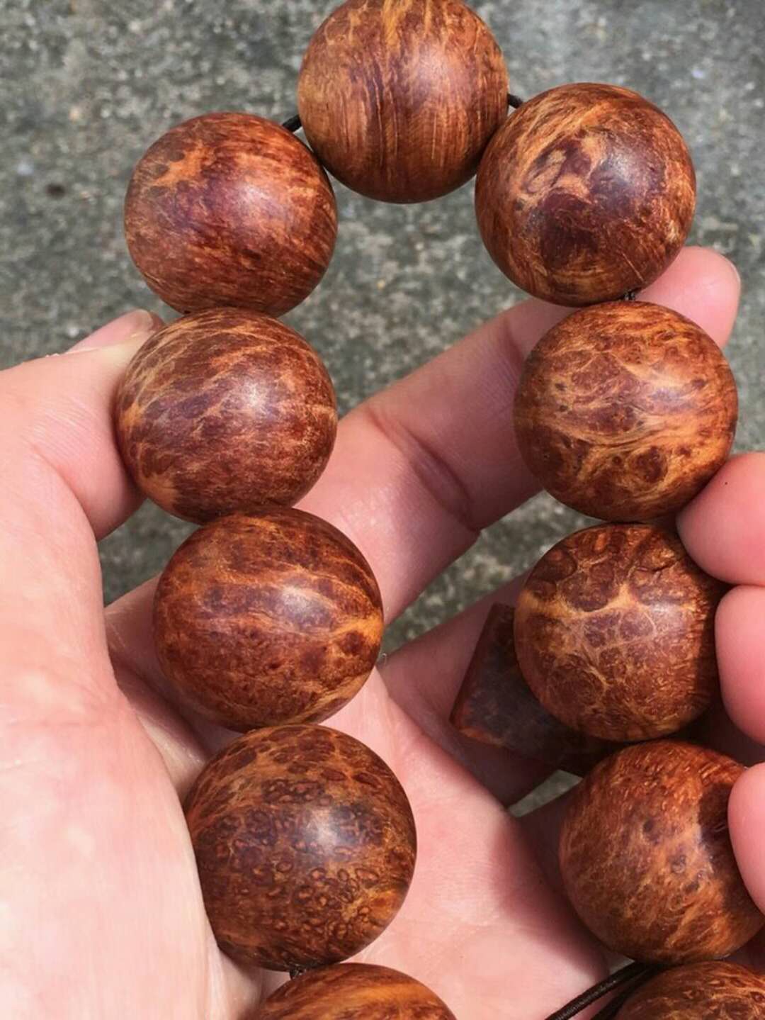 太行崖柏雷击木手串怎么盘玩,崖柏手串怎样快速盘出包浆