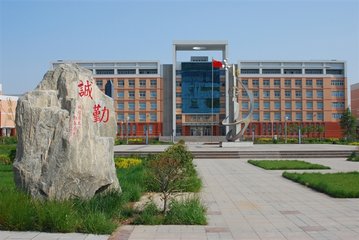 河南最好的几个中学,河南省最好的十所高中