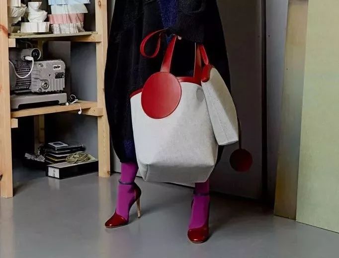 “换钱包交好运”2018换只新钱包让好运和品味一样好