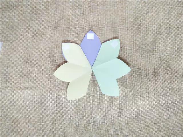 幼儿园立体花贺卡手工,幼儿园手工制作贺卡立体花朵