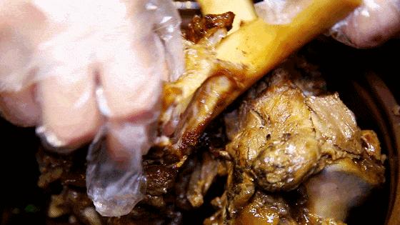 一年卖200w只老北京烤鸭店,烤鸭39年老店