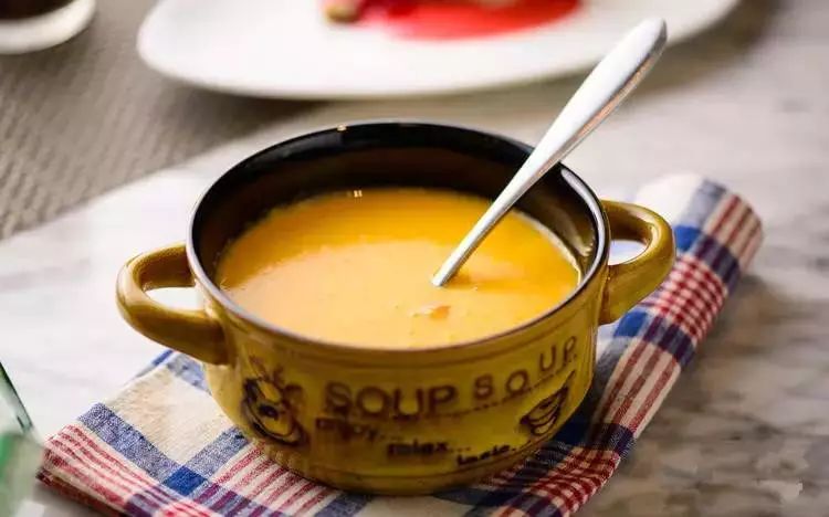 比较好吃的牛排推荐,京城最霸气的战斧牛排