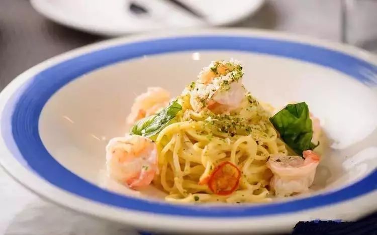 比较好吃的牛排推荐,京城最霸气的战斧牛排