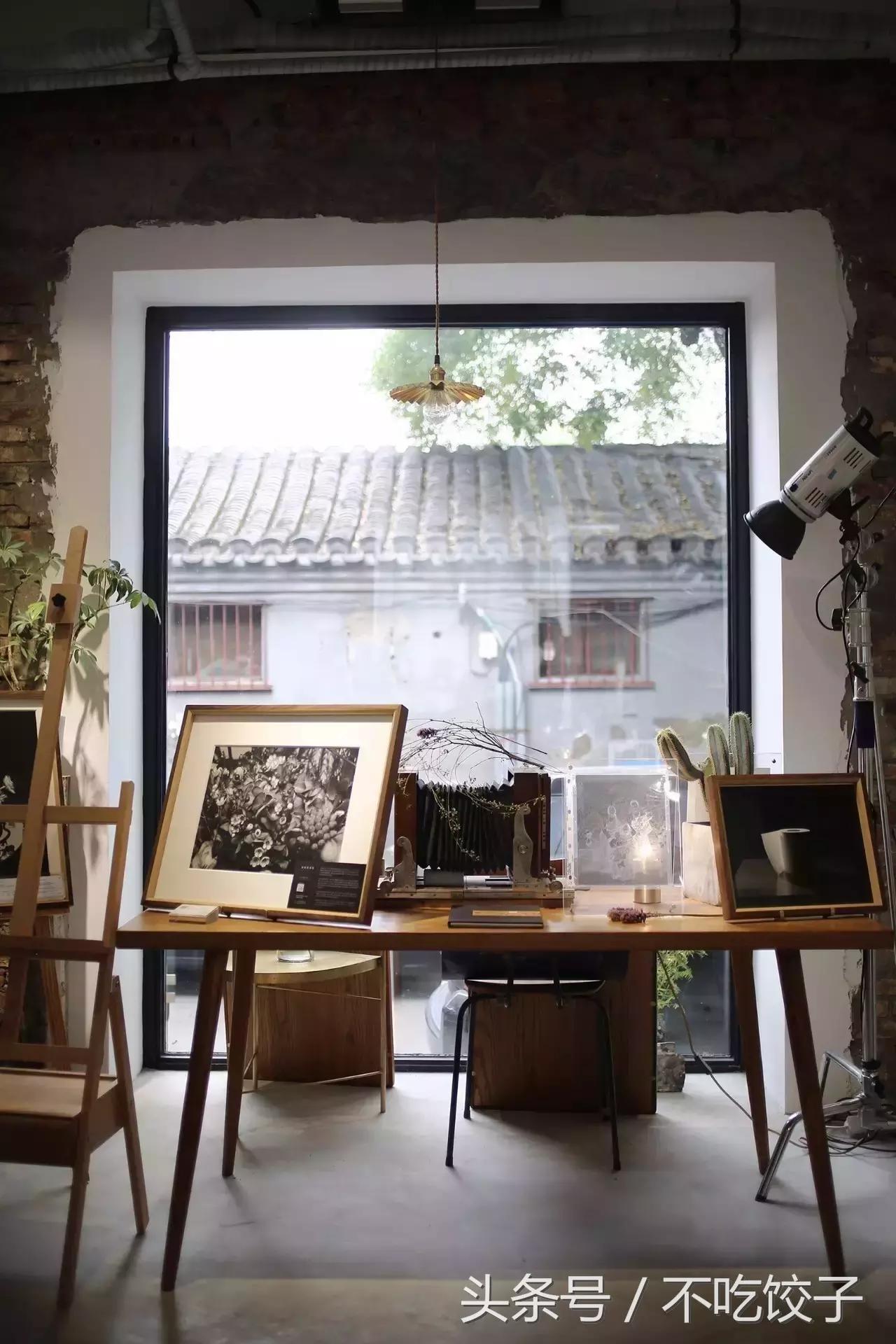 一天只能出2张照片，一张照片要2万，却可以传承100年