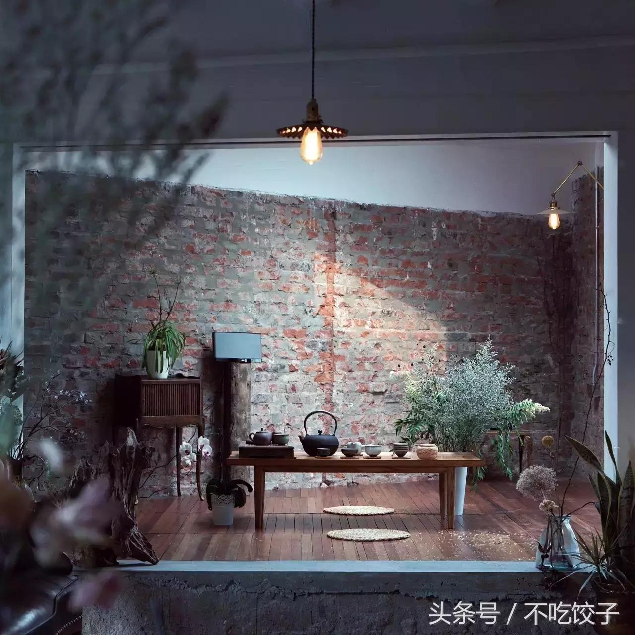 一天只能出2张照片，一张照片要2万，却可以传承100年