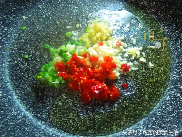 这道家常菜好吃又下饭,很开胃下饭的一道家常菜