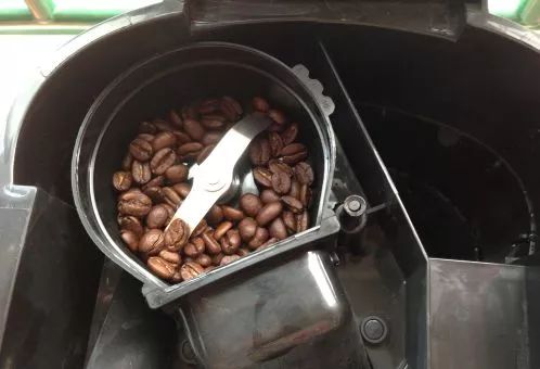 星巴克是星爸爸还是星妈妈,星爸爸和星巴克有关系么