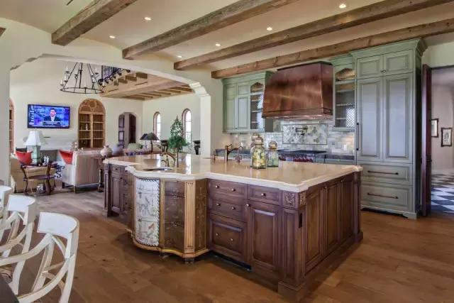 地中海风格装修配色,法国南部地中海风格常用配色