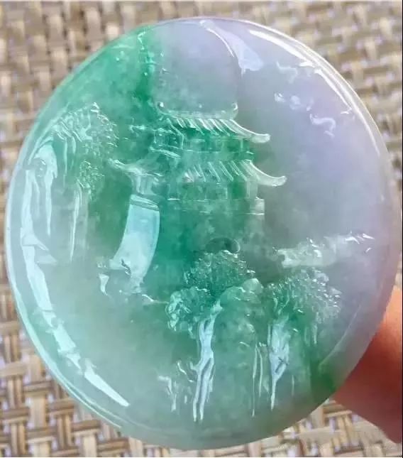 糯种翡翠顶尖叶子,糯种翡翠硬度怎么样啊