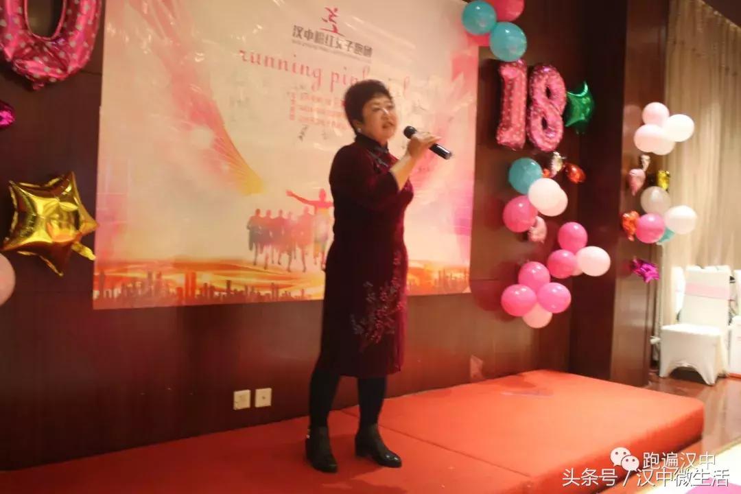 一场视觉的盛宴舞台,一场盛大的视觉盛宴