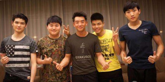 lol历史上最吸粉的队伍上远古WE，还是OMG或是S5EDG