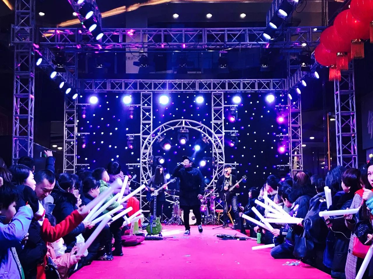 好吃又实惠的美食小吃推荐,超级好吃的美食店