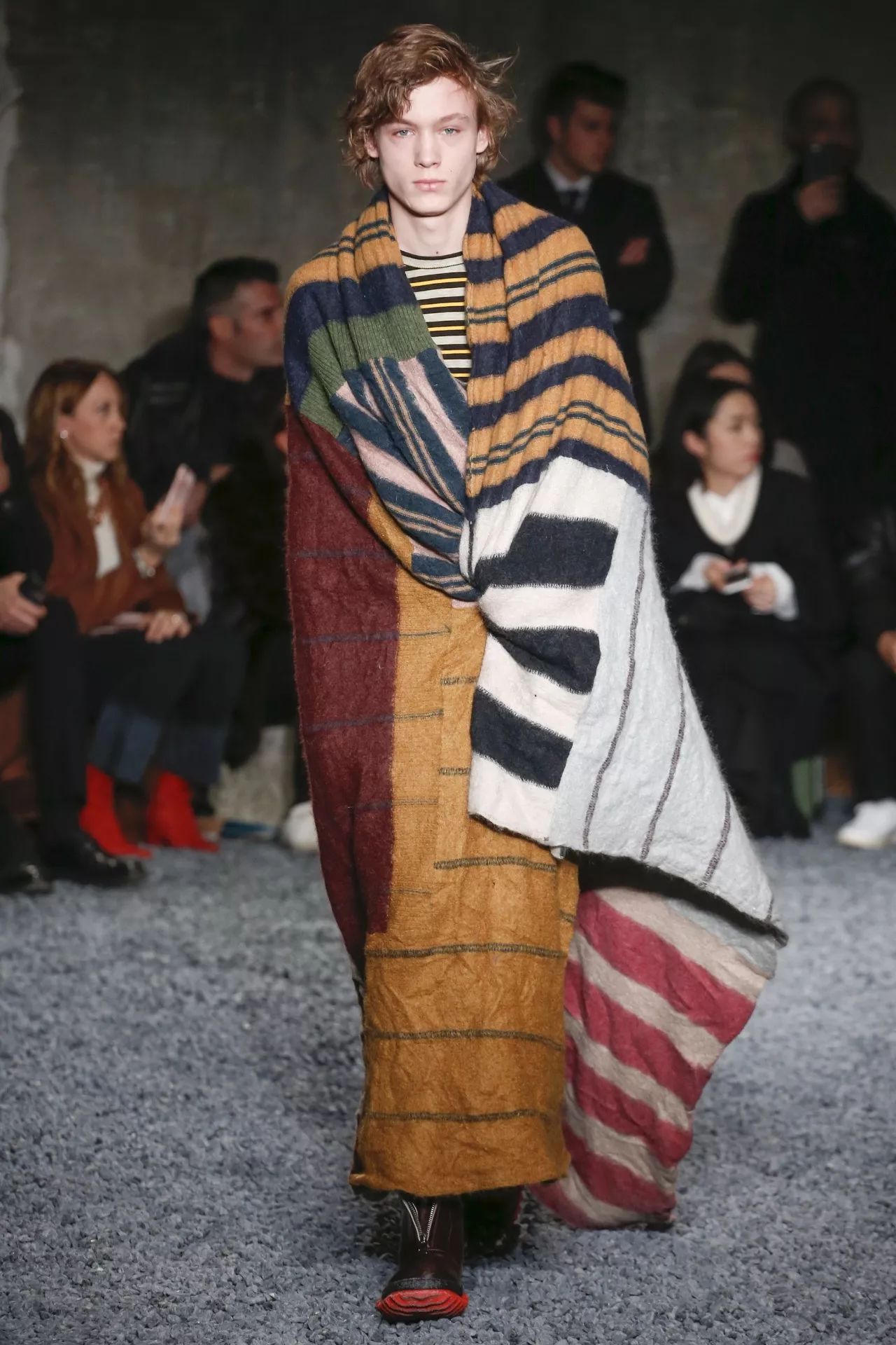 tf秀场2019,米兰时装周tfboys